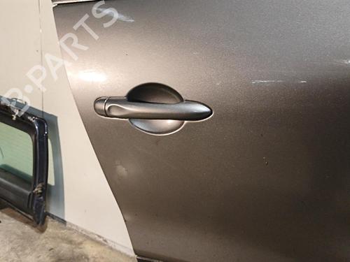 Used Right front door Right front door 39641003 39641003