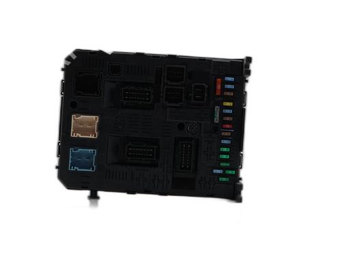 Used Fuse box Fuse box CITROËN C4 Picasso I MPV (UD_) [2006-2015] 35899887 35899887