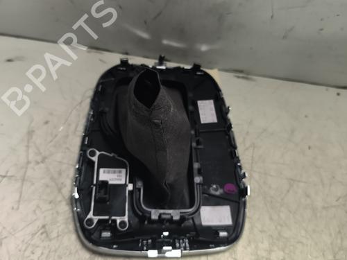 Gear lever RENAULT MEGANE IV Hatchback (B9A/M/N_) 1.5 dCi 110 (B9A3) | BP28354048M90 