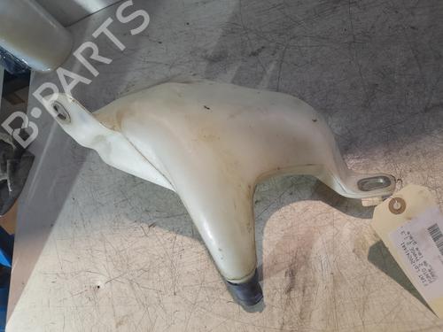 Used Windscreen washer tank Windscreen washer tank FIAT PUNTO (188_) 1.3 JTD 16V (70 hp) 22359405 22359405