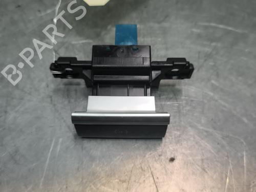 switch-citroen-c4-picasso-ii-2013-33051541 main image