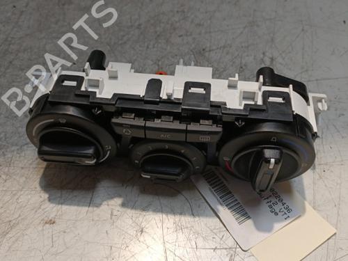 Used Climate control Climate control CITROËN C3 III (SX) 1.2 VTi 82 (82 hp) 21693455 21693455