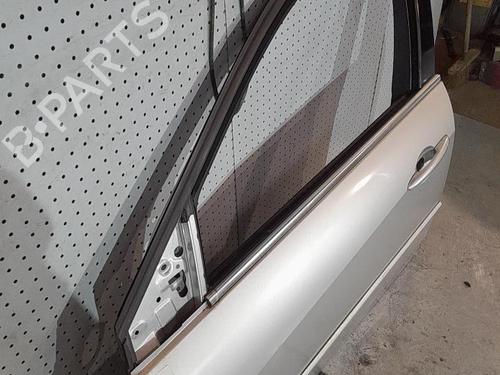 Used Left front door Left front door 21700821 21700821