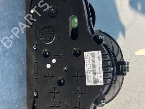 Used Instrument cluster Instrument cluster FIAT 500X (334_) 1.6 D Multijet (334AXA1B, 334AXA11) (120 hp) 32994989 32994989
