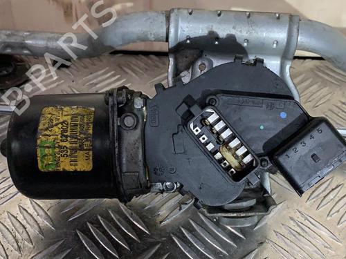 Used Front wiper motor RENAULT CLIO II (BB_, CB_) 1.5 dCi (100 hp) 21724227
