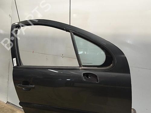 Used Right front door Right front door 38058937 38058937