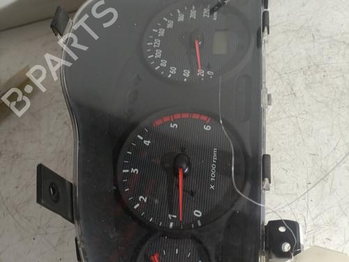 Used Instrument cluster HYUNDAI SANTA FÉ I (SM) 2.0 CRDi 4x4 (125 hp) 24233178
