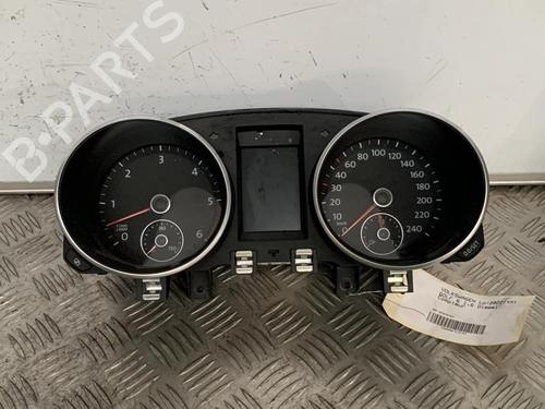 Used Instrument cluster VW GOLF VI (5K1) 1.6 TDI (105 hp) 21714656