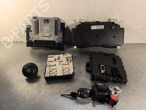 Electronic module RENAULT KANGOO Express (FW0/1_) 1.5 dCi 90 (FW0G, FW05, FW08, FW11) | BP29571925M83 - Image 4