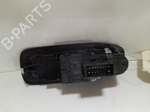 Used Left front window switch Left front window switch PEUGEOT 208 I (CA_, CC_) 1.2 VTI 82 (82 hp) 21696522 21696522
