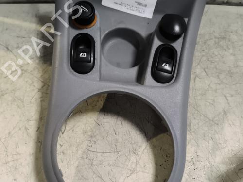 Used Switch Switch CITROËN C3 I (FC_, FN_) 1.4 i (73 hp) 25701429 25701429