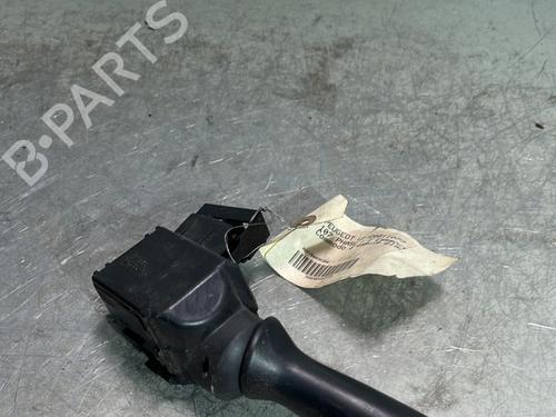 Used Steering column stalk PEUGEOT 107 (PM_, PN_) 1.0 (68 hp) 28173261