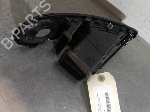 Grille d'aération KIA SOUL I (AM) 1.6 CRDi 128 (126 hp) 29384311