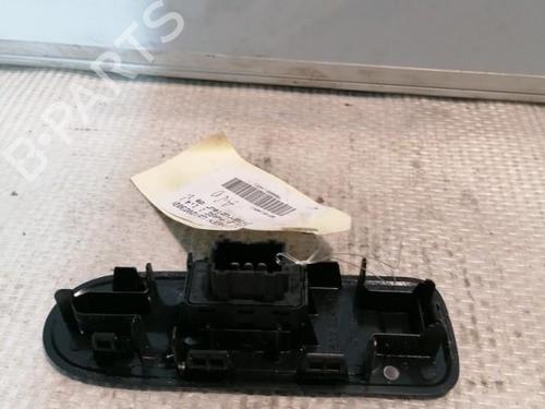 Right front window switch CITROËN C3 II (SC_) 1.4 HDi 70 (SC8HZC, SC8HR0, SC8HP4) | BP21713855I26 
