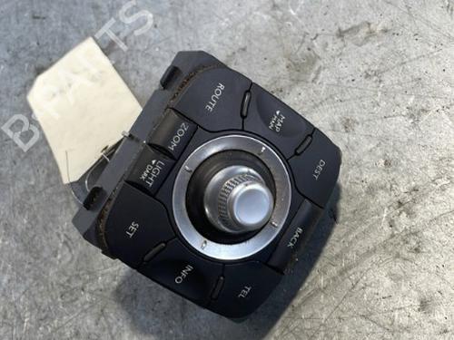 Used Switch RENAULT LAGUNA II (BG0/1_) 2.0 dCi (BG14, BG1S) (173 hp) 21721017