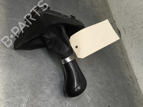 Used Shift knob Shift knob MERCEDES-BENZ B-CLASS Sports Tourer (W246, W242) B 180 CDI / d (246.212) (109 hp) 32997156 32997156