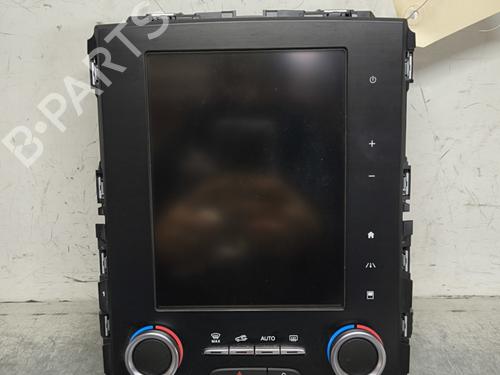 Used Display monitor RENAULT MEGANE IV Hatchback (B9A/M/N_) 1.2 TCe 130 (B9MR) (130 hp) 31151027