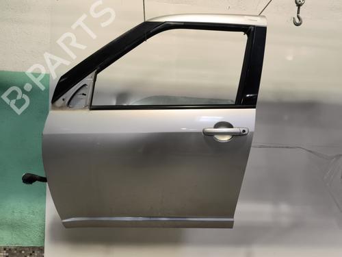 Dør venstre foran SUZUKI SWIFT III (MZ, EZ) 1.3 (RS413, ZC11S) (92 hp) 23823312