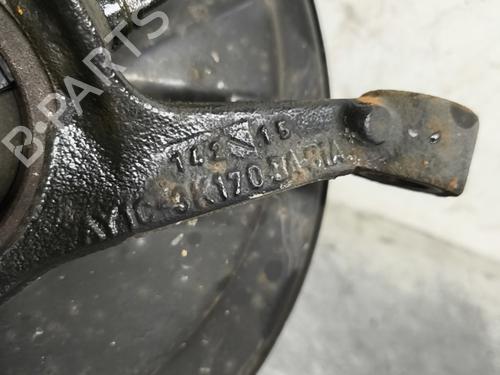 right-front-steering-knuckle-ford-fiesta-vi-cb1-ccn-2008-33051692 main image