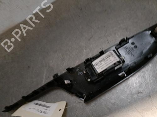 Used Right front window switch HONDA CIVIC VIII Hatchback (FN, FK) 2.2 CTDi (FK3) (140 hp) 28443142