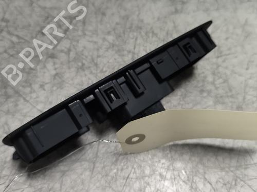 right-front-window-switch-renault-megane-iv-hatchback-b9amn_-2015-26946652 main image