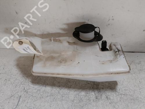 Used Windscreen washer tank DACIA SANDERO III 1.0 TCe 90 (91 hp) 25336317