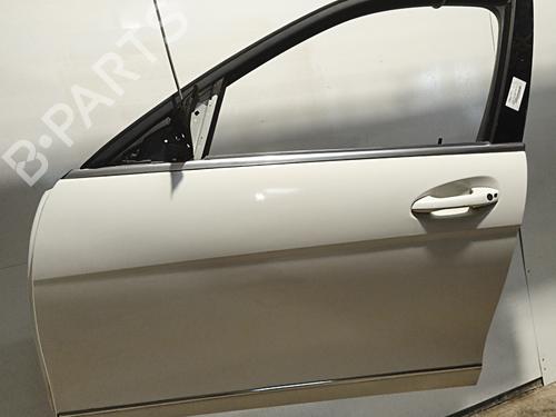 Dør venstre fortil Dør venstre fortil MERCEDES-BENZ C-CLASS (W204) C 180 CDI (204.000) (120 hp) 34543388 34543388