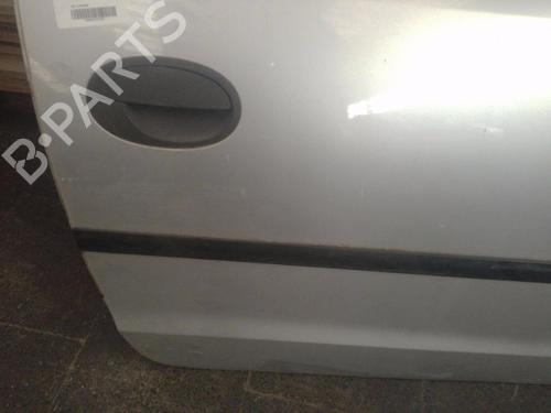 Used Right front door OPEL CORSA C (X01) 1.2 (F08, F68) (75 hp) 21724923