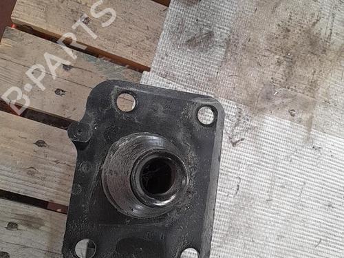 Used Front bumper reinforcement PEUGEOT 5008 (0U_, 0E_) 1.6 HDi (112 hp) 22033860