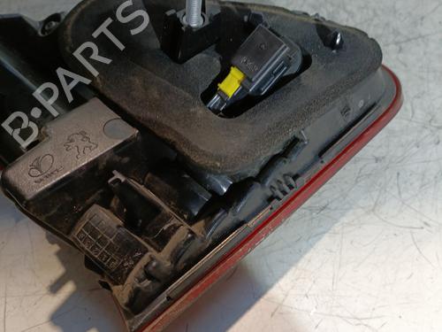 right-tailgate-light-peugeot-2008-i-cu_-2013-24847699 main image