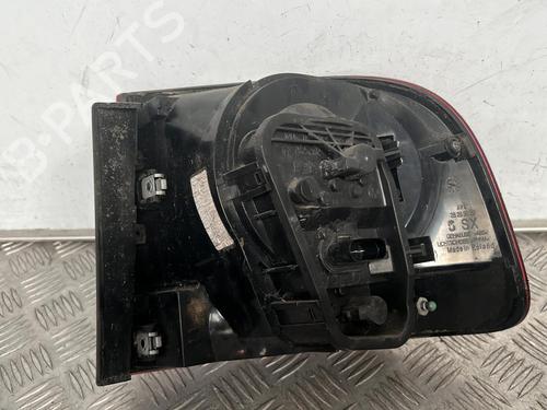 Left taillight VW TOUAREG (7LA, 7L6, 7L7) 2.5 R5 TDI | BP21695705C34 