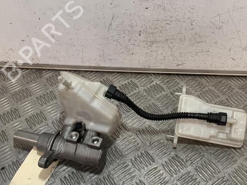Brake master cylinder PEUGEOT 308 II (LB_, LP_, LW_, LH_, L3_) 1.2 THP 130 | BP21722508M77 