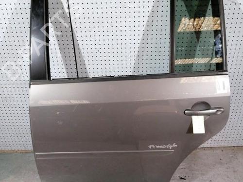 Used Left rear door Left rear door 21700464 21700464