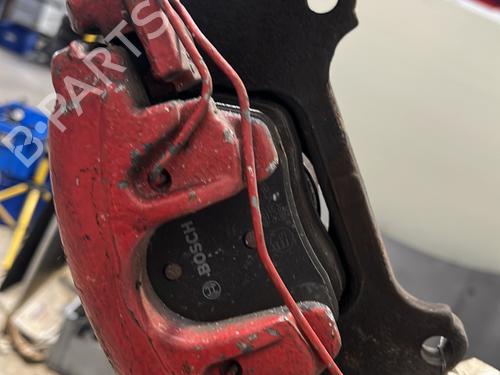 Right front brake caliper VW PASSAT B6 (3C2) 2.0 TDI 16V | BP28302327M104 