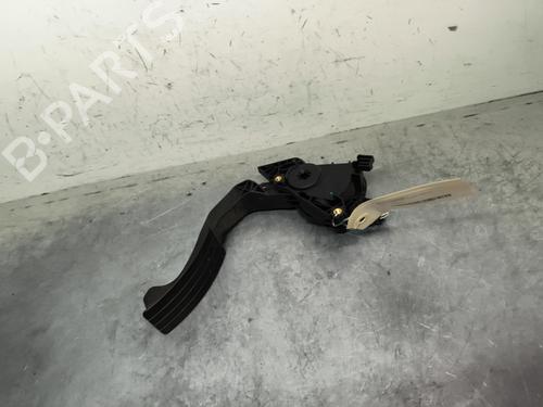 pedal-dacia-sandero-ii-2012-32994856 main image