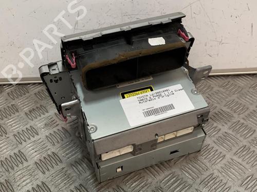 Used Radio TOYOTA YARIS (_P9_) 1.4 D-4D (NLP90_, NLP90R) (90 hp) 21701189