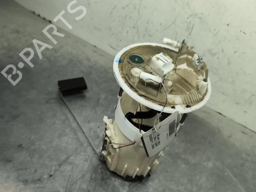 Used Fuel pump RENAULT KANGOO Express (FW0/1_) 1.5 dCi 90 (FW0G, FW05, FW08, FW11) (90 hp) 30647127