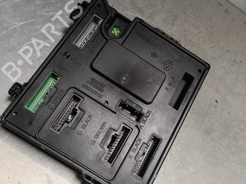 fuse-box-renault-megane-iii-hatchback-bz01_-b3_-2008-28078459 main image