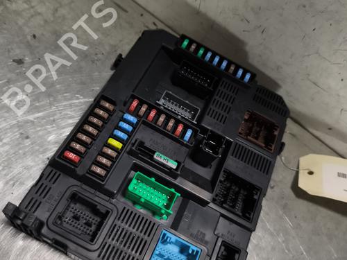 fuse-box-peugeot-208-i-ca_-cc_-2012-2013-2014-2015-2016-2017-2018-2019-2020-2021-28442685 main image