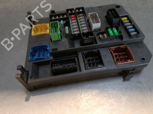 Fuse box CITROËN C4 Grand Picasso II (DA_, DE_) 1.6 BlueHDi 120 | BP29003422E1