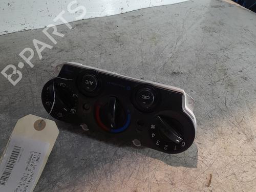 Climate control FORD FIESTA V (JH_, JD_) 1.4 TDCi | BP22789417I5 