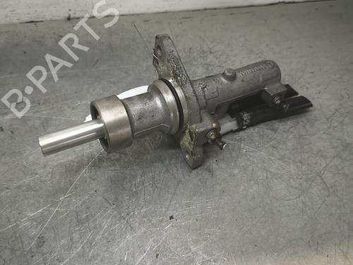 Used Brake master cylinder MERCEDES-BENZ VITO Bus (W639) 111 CDI (639.701, 639.703, 639.705) (116 hp) 32146354
