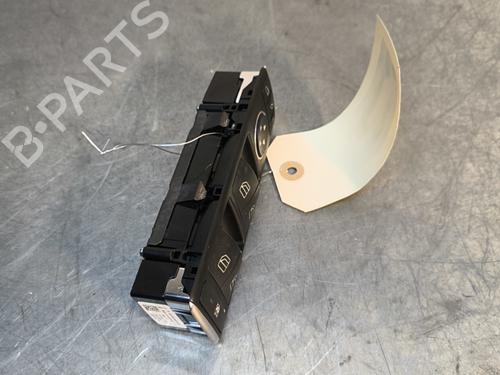 Used Left front window switch Left front window switch MERCEDES-BENZ B-CLASS Sports Tourer (W246, W242) B 180 CDI / d (246.212) (109 hp) 29572042 29572042