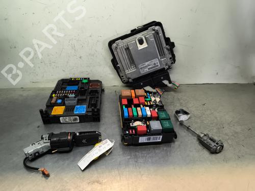 Used Electronic module CITROËN C3 III (SX) 1.5 BlueHDi 100 (SXYHYP, SXYHTU) (102 hp) 31999985