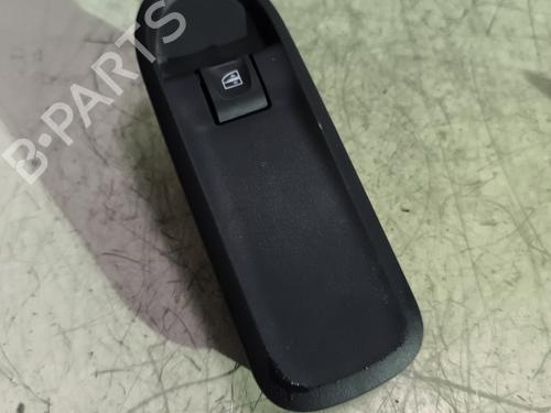 Used Right front window switch DACIA DUSTER (HS_) 1.5 dCi 4x4 (109 hp) 25347878