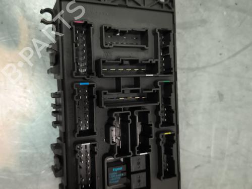 Used Fuse box Fuse box MINI MINI (R50, R53) Cooper (116 hp) 33992341 33992341