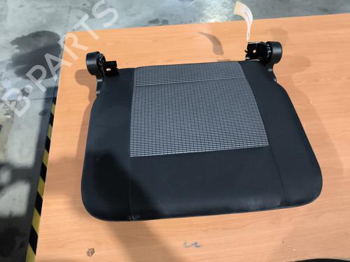 Used Rear seat MITSUBISHI L200 / TRITON (KA_T, KB_T) 2.5 DI-D 4WD (KB4T) (136 hp) 29501379