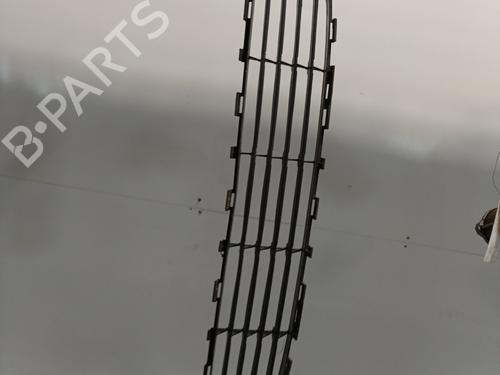 Used Grille TOYOTA AURIS (_E15_) 2.0 D-4D (ADE150_, ADE150R) (126 hp) 28442666