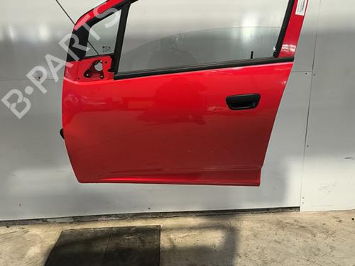 Used Left front door CHEVROLET SPARK (M300) 1.0 (68 hp) 31151089