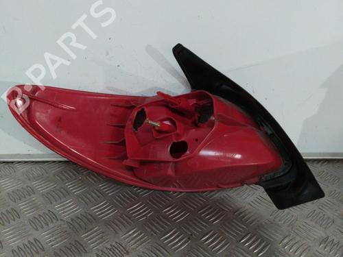 Højre baglygte PEUGEOT 206 Hatchback (2A/C) 1.9 D (69 hp) 21716207
